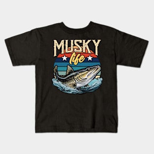 Musky Fishing Musky Life Predatory Fish Fisherman Kids T-Shirt